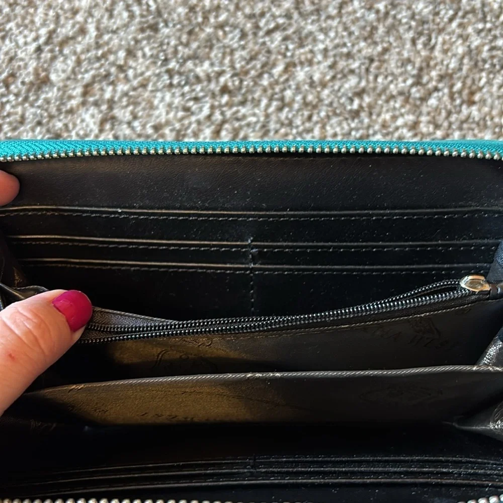 Wristlet/clutch